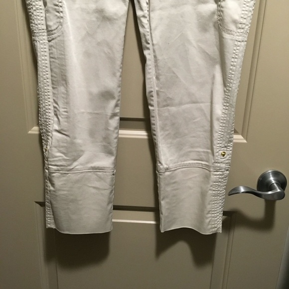 Gorgeous Tan Chicos Stretchy Crop Pants - Picture 2 of 10